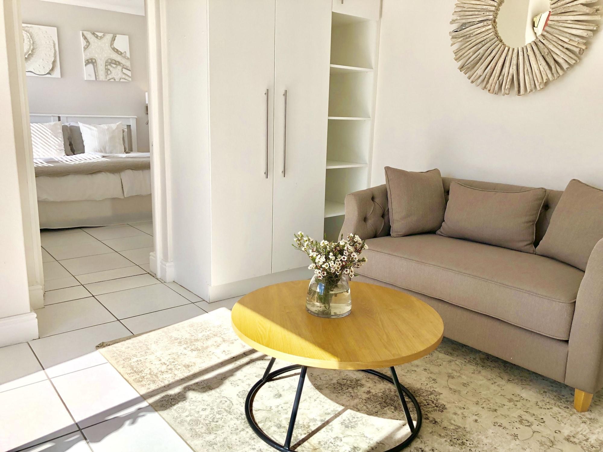 5 Options Guest House Bloubergstrand Kültér fotó