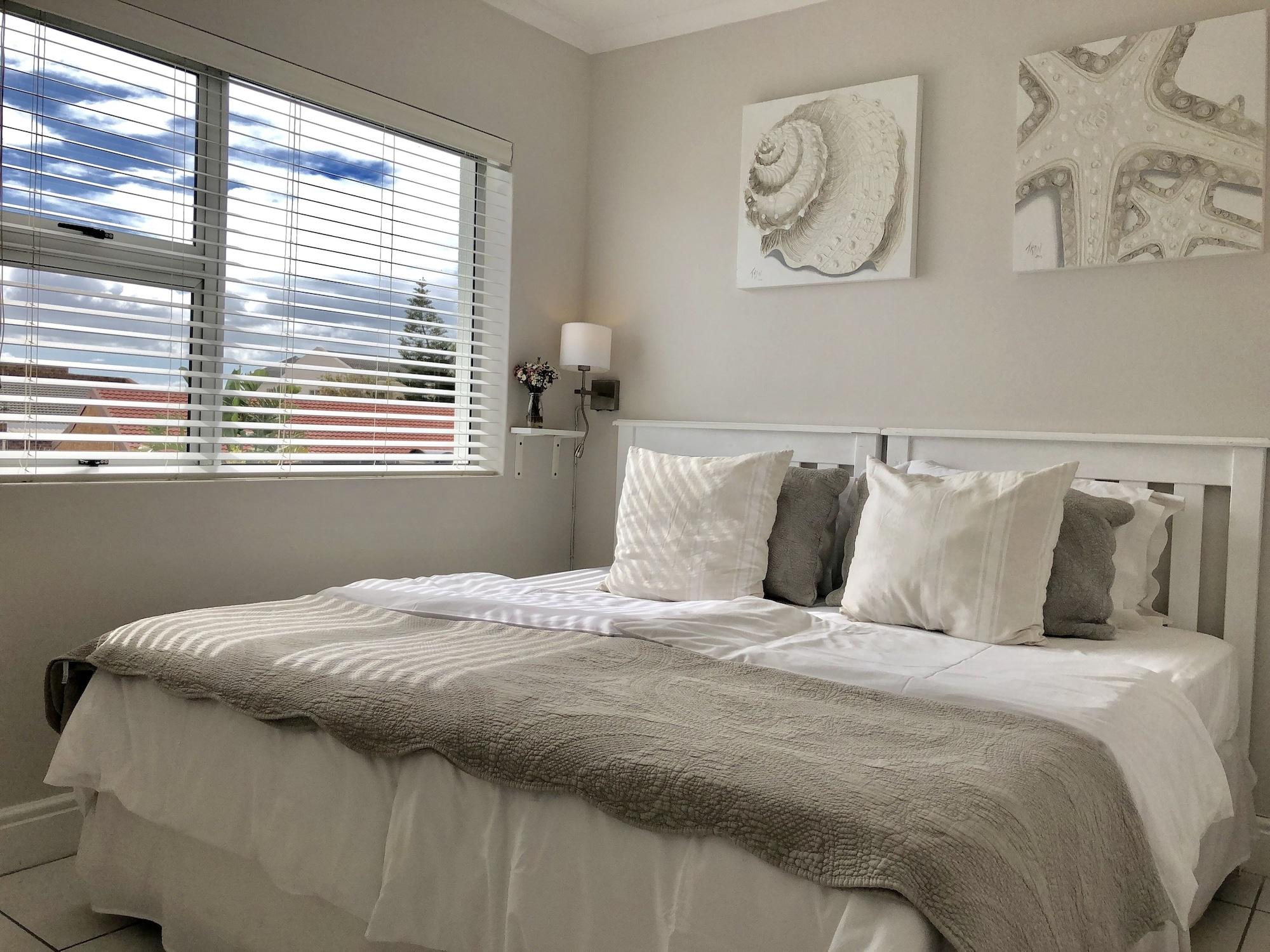 5 Options Guest House Bloubergstrand Kültér fotó