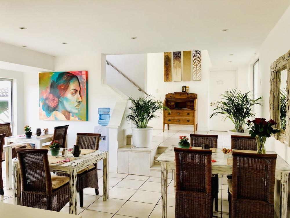 5 Options Guest House Bloubergstrand Kültér fotó