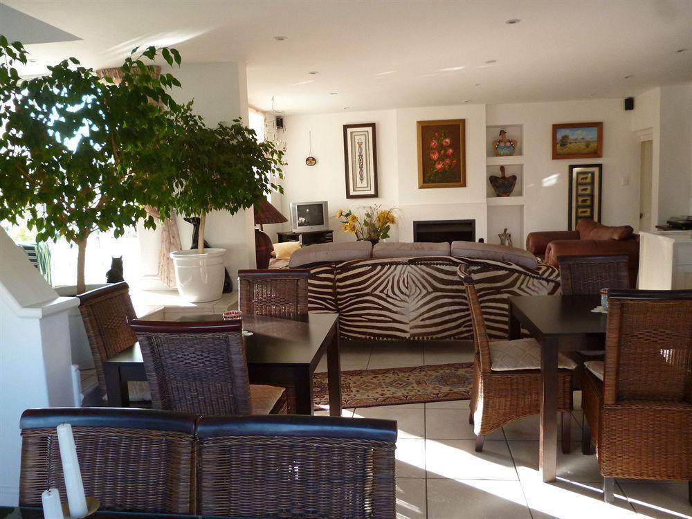 5 Options Guest House Bloubergstrand Kültér fotó