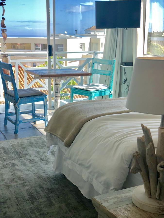 5 Options Guest House Bloubergstrand Kültér fotó